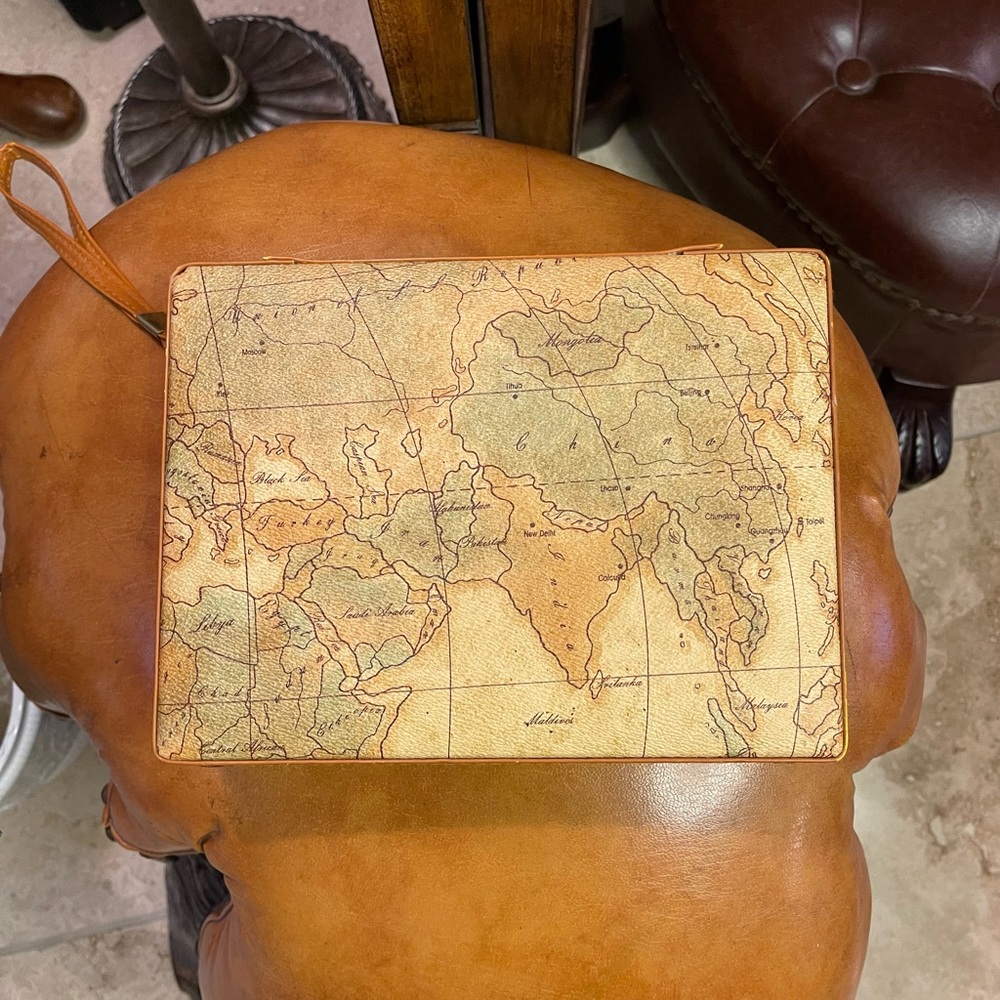 Vintage Map Leather Game Accessory Pouch - Tan